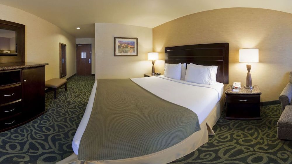 Holiday Inn Express Hotel & Suites Atascadero by IHG 2
