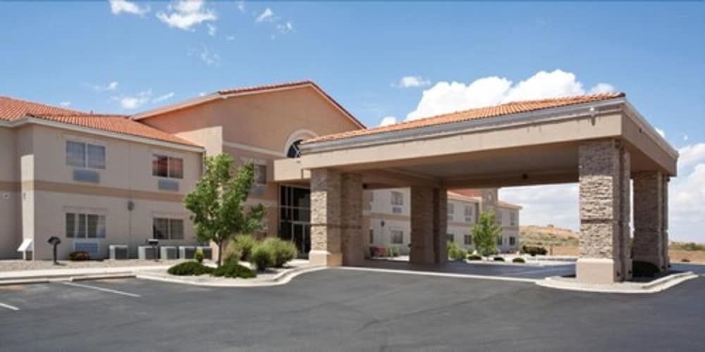 Baymont by Wyndham Belen NM 2 estrellas en Belen