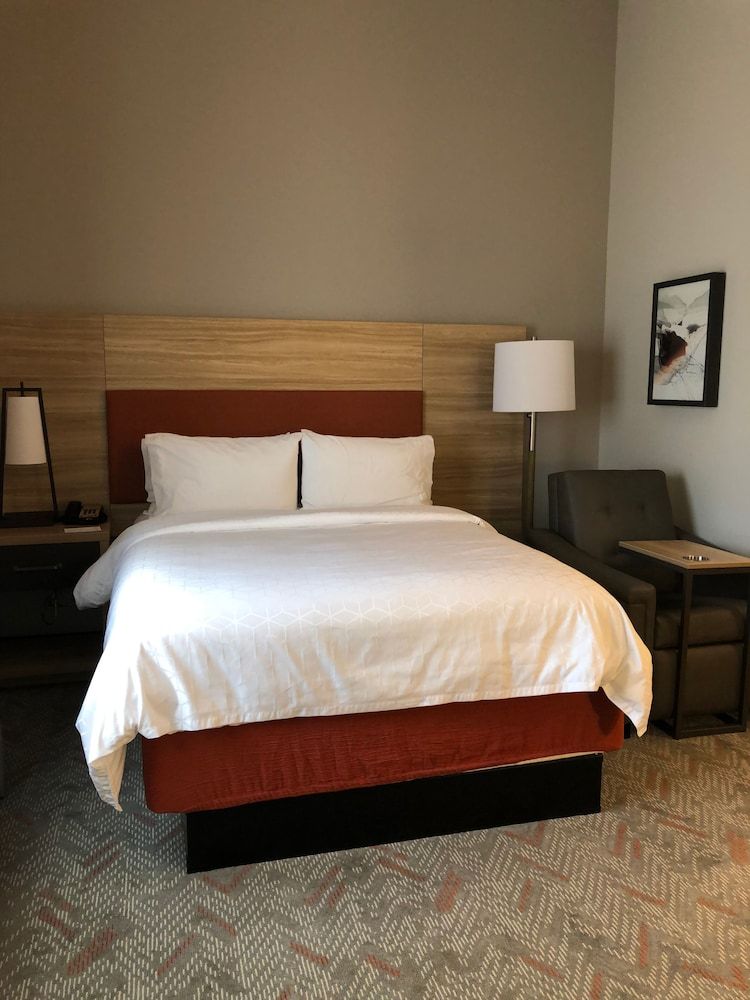Candlewood Suites Mount Pleasant by IHG 3