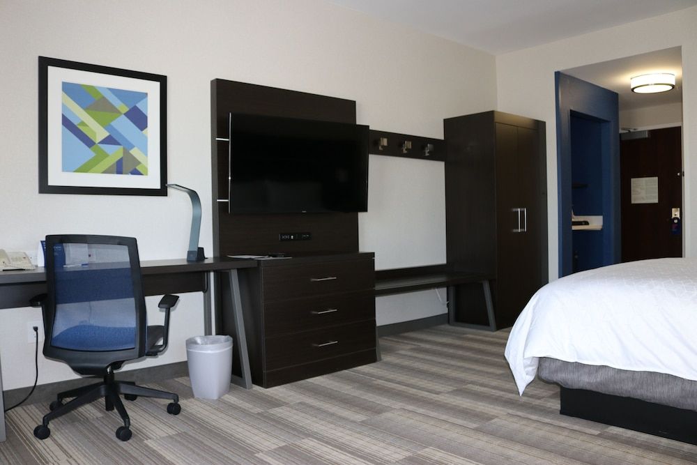 Holiday Inn Express Hotel & Suites El Dorado Hills by IHG 2