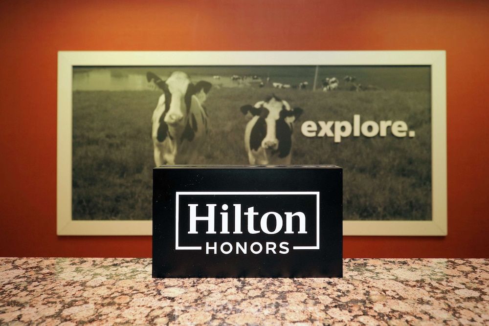 Hampton Inn Batavia 3