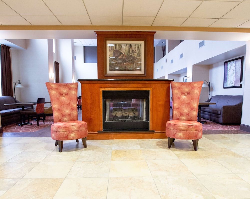 Hampton Inn & Suites Blairsville 3