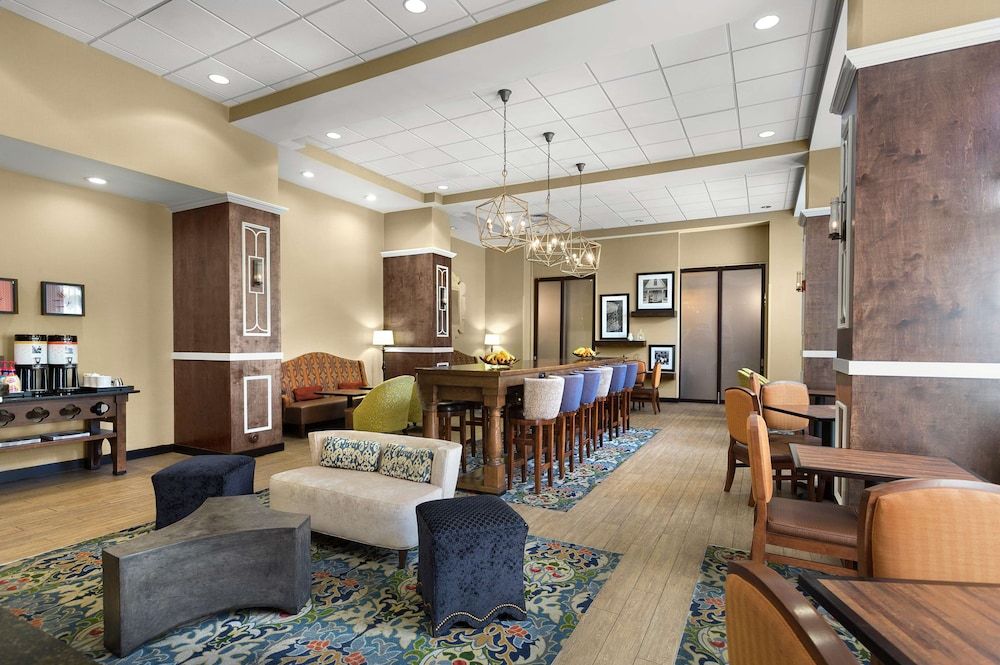 Hampton Inn Charlotte-Belmont at Montcross 2
