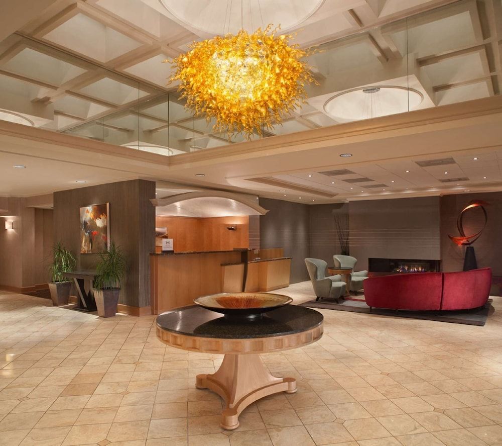 DoubleTree by Hilton Akron Fairlawn 3