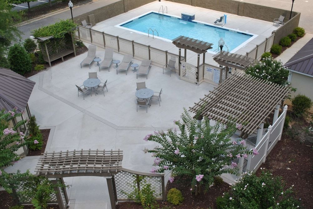 Doubletree by Hilton Hotel Fayetteville 4 estrellas en Fayetteville