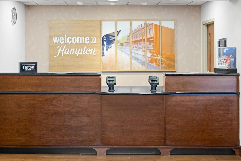 Hampton Inn Frostburg 3