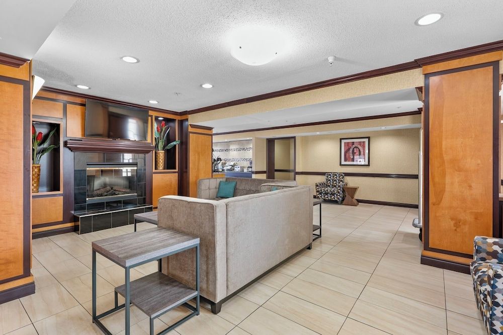 Baymont by Wyndham Madison Heights Detroit Area 3