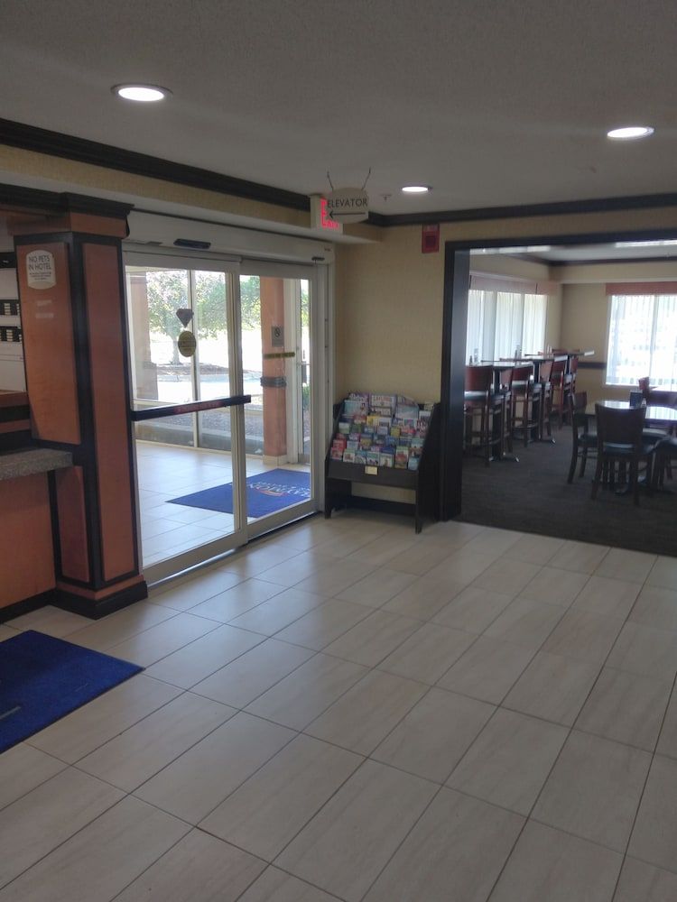 Baymont by Wyndham Madison Heights Detroit Area 3 estrelas em Madison Heights