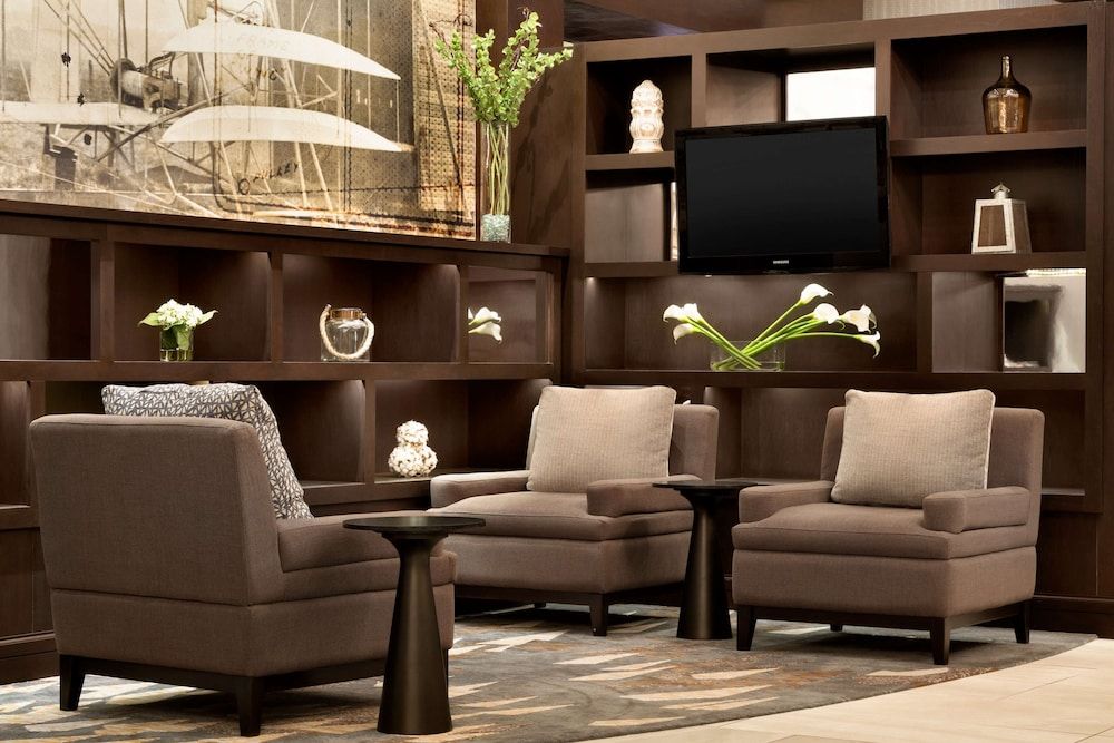 Hilton Greenville 2