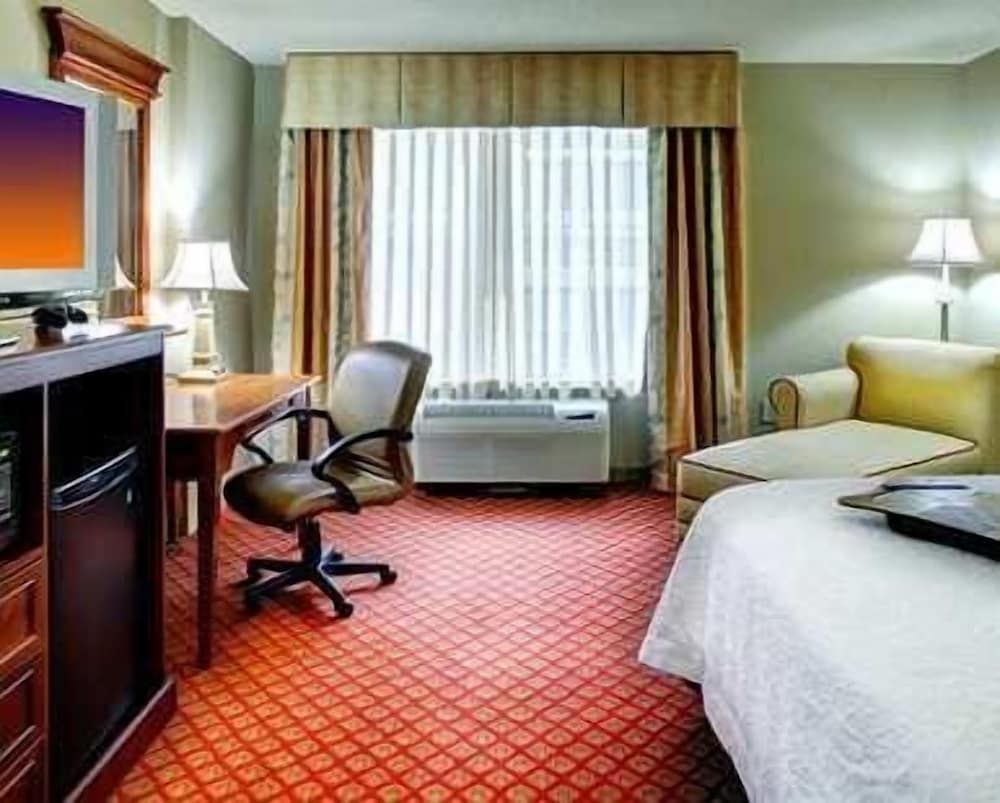 Hampton Inn & Suites Greenville 3