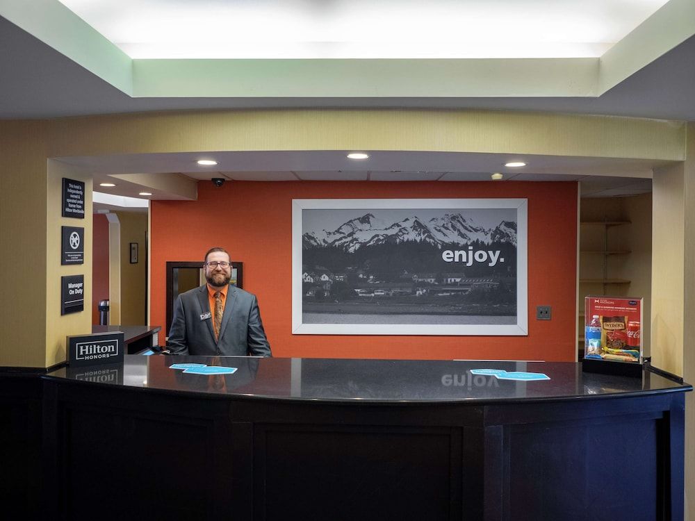 Hampton Inn Hazleton 3
