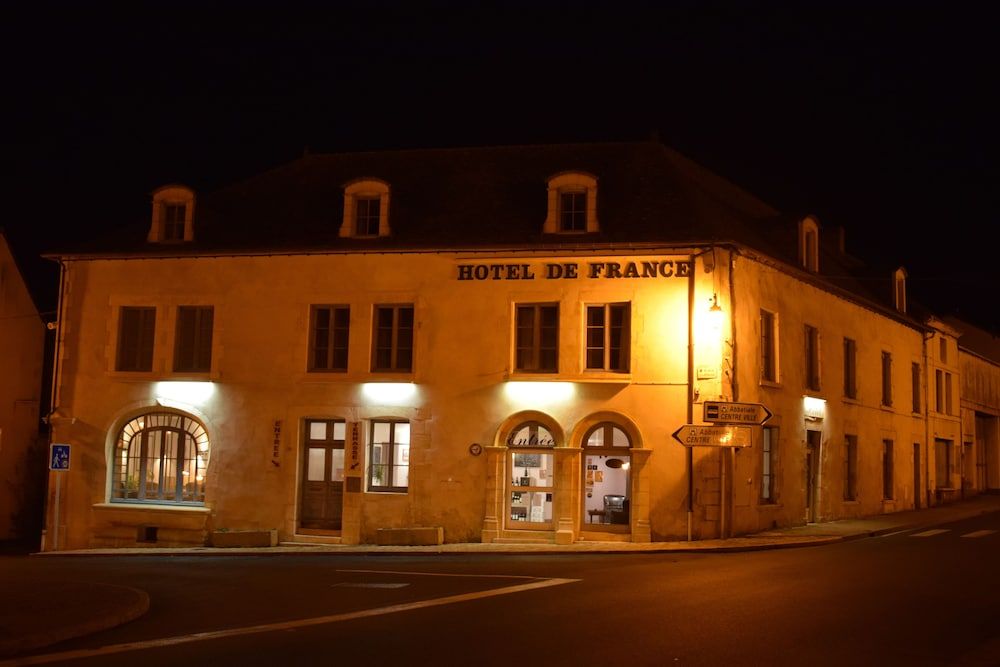 Hôtel de France -1 estrellas en Saint-Savin
