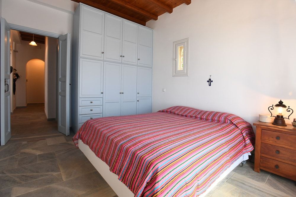 Tinos Sky View Villa 2