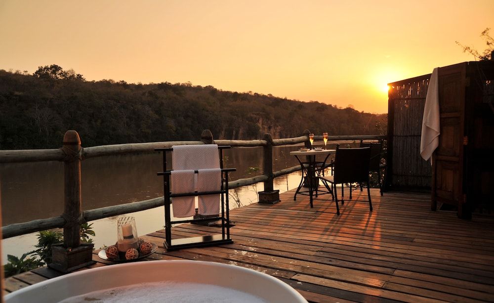 Serena Mivumo River Lodge 3