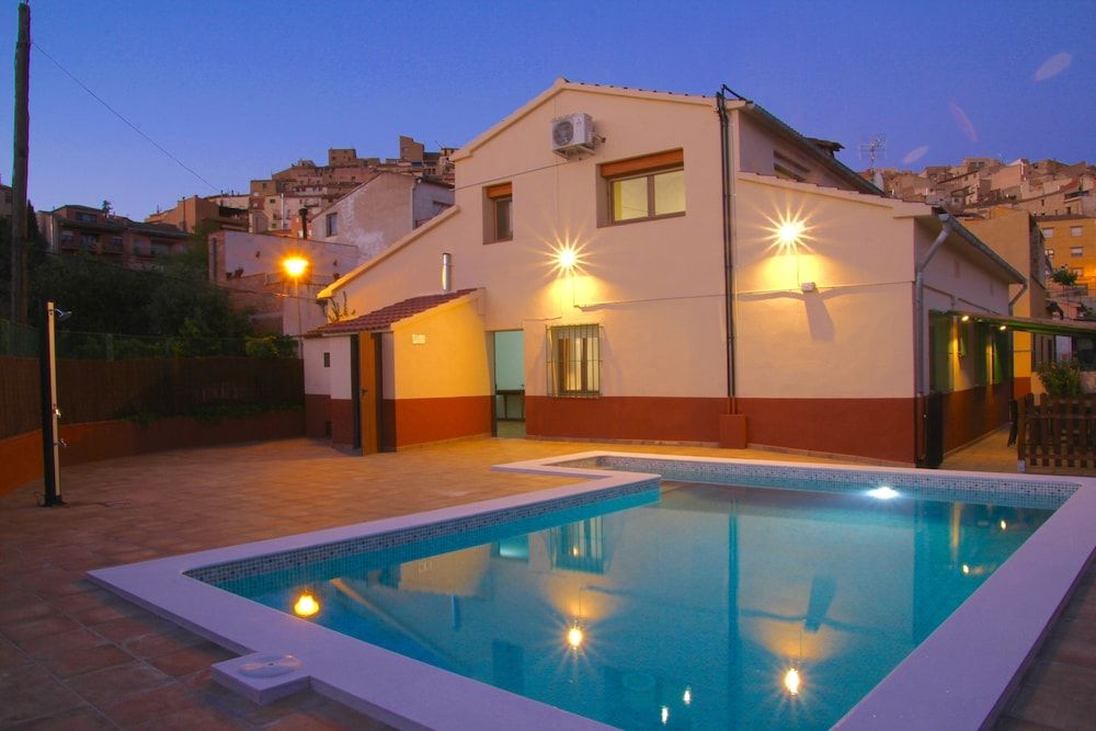 Casa la Fábrica -1 estrellas en Horta de San Joan