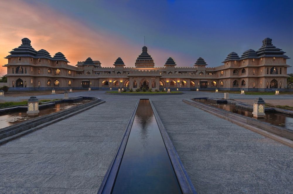 Evolve Back, Hampi 5 estrellas en Hampi