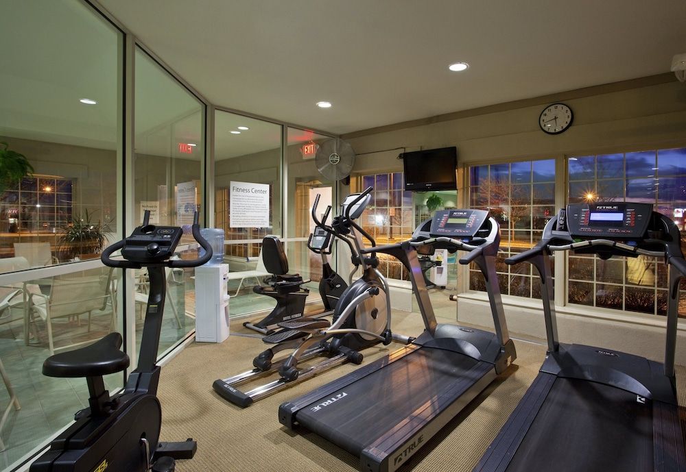 Holiday Inn Express Hotel & Suites Sunbury - Columbus Area by IHG 2 estrellas en Sunbury