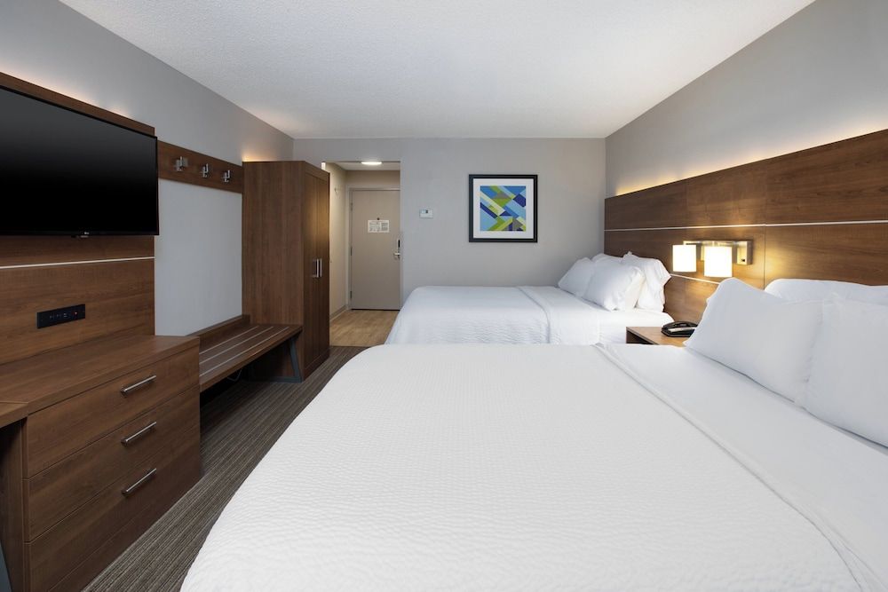 Holiday Inn Express Hotel & Suites Sunbury - Columbus Area by IHG 2