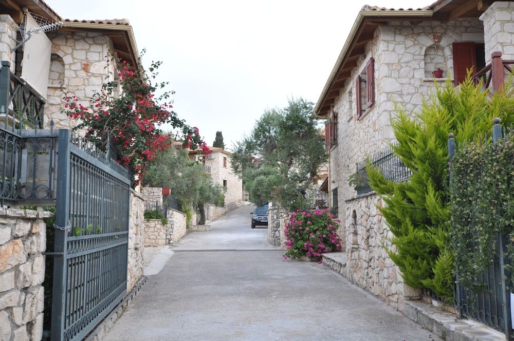 Jootiq Villas 2