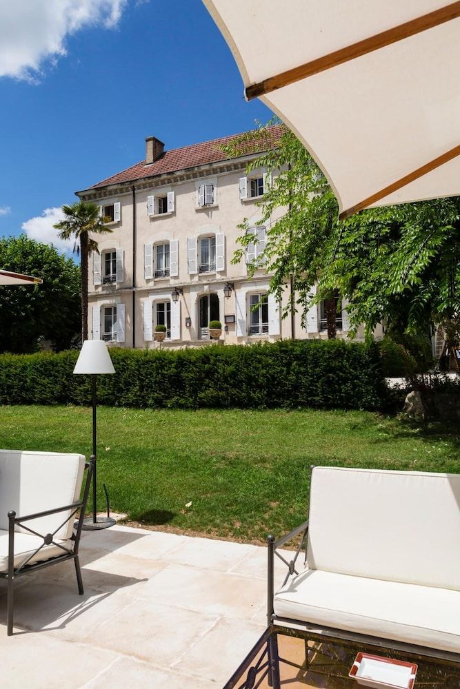 Domaine de Clairefontaine 4 étoiles à Chonas-l'Amballan