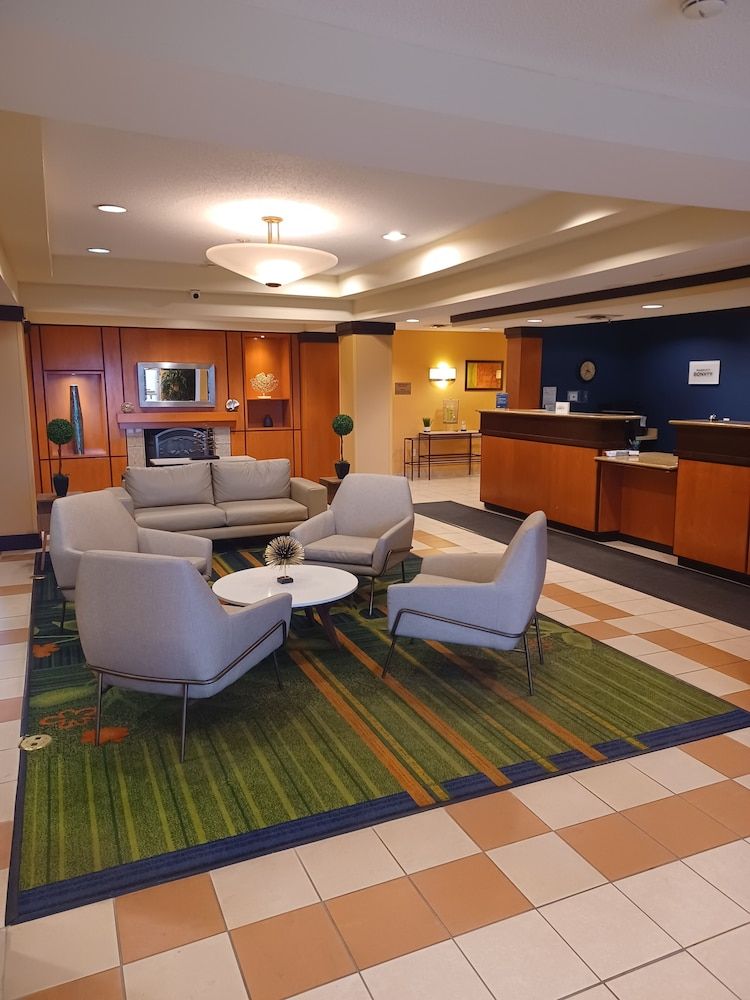 Fairfield Inn & Suites by Marriott Indianapolis Noblesville 2