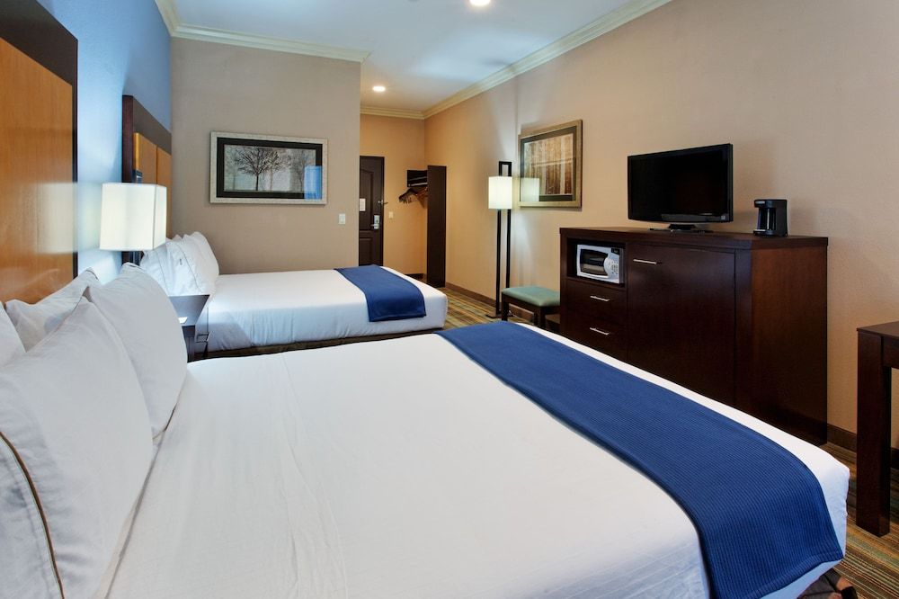 Holiday Inn Express Benicia by IHG 3