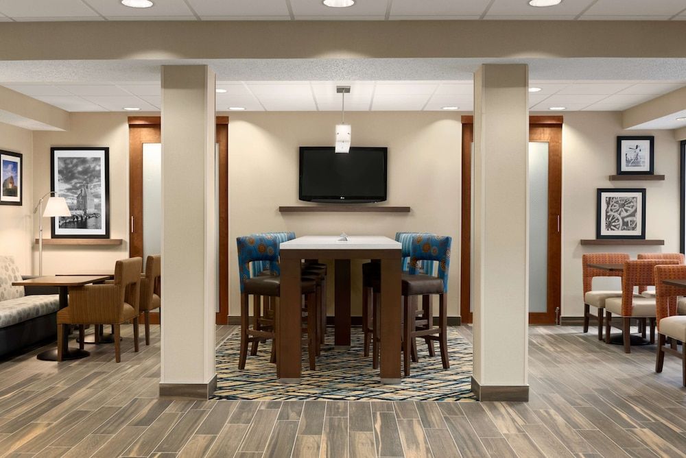 Hampton Inn By Hilton Wausau 2
