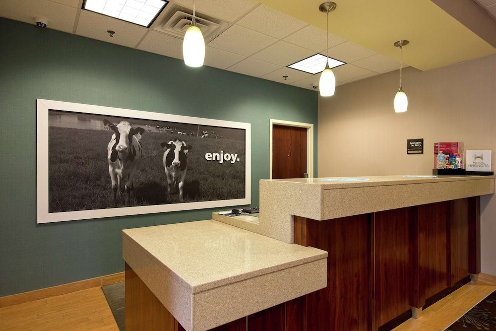 Hampton Inn Martinsburg South-Inwood 2