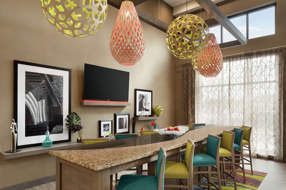 Hampton Inn & Suites St. Louis/Alton 2