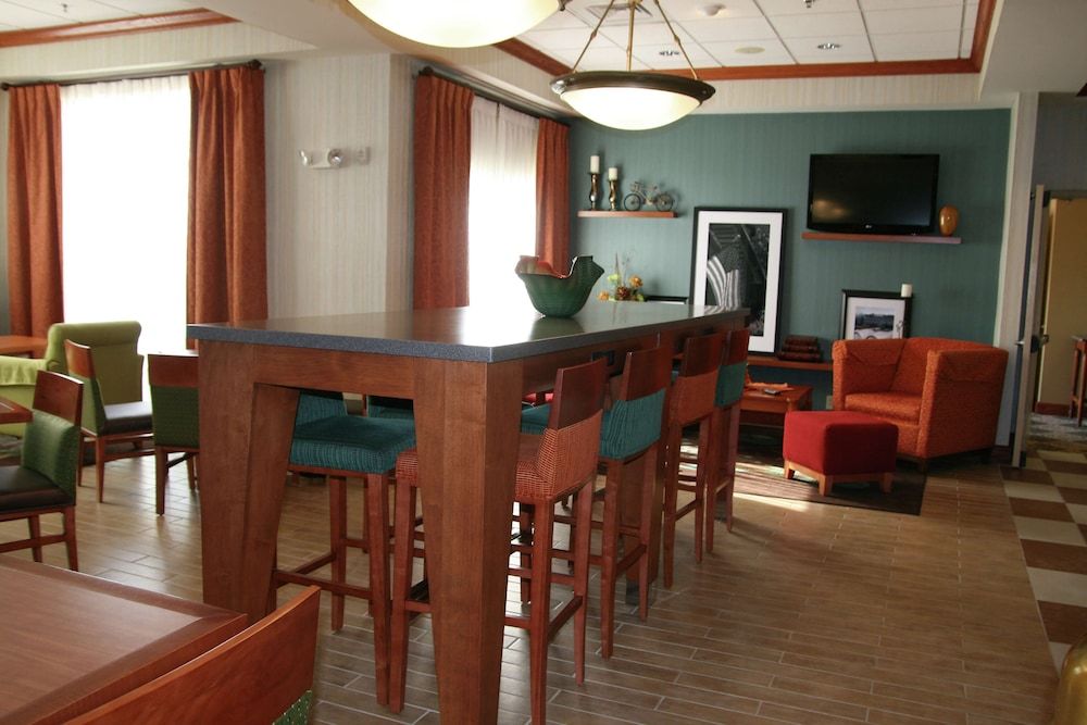 Hampton Inn Lebanon 3