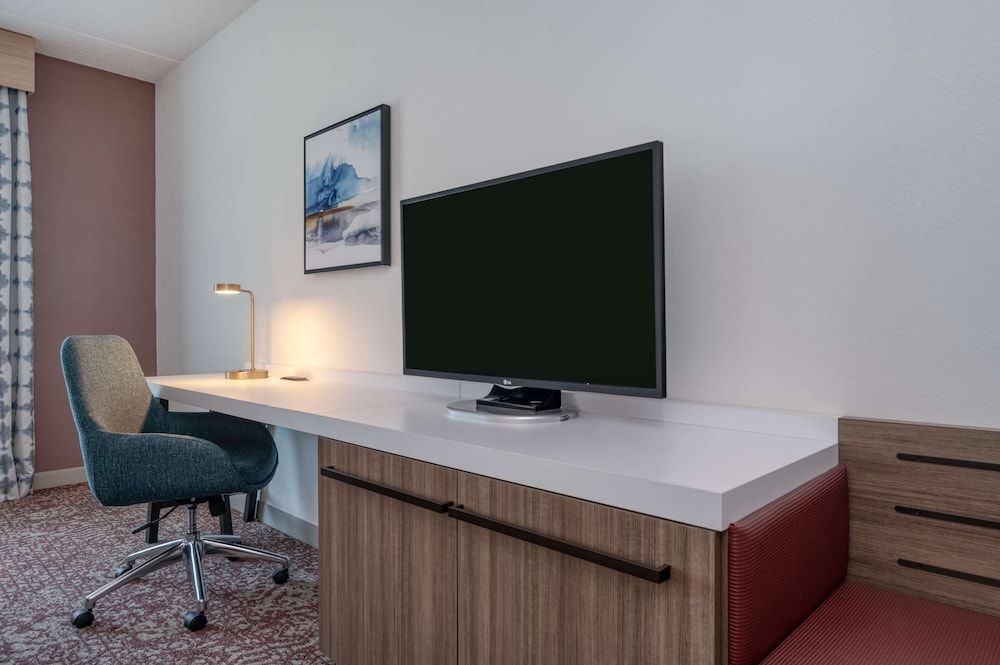 Hilton Garden Inn Clarksburg Bridgeport 3