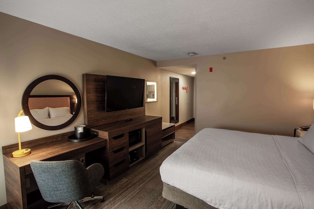 Hampton Inn Springfield 3