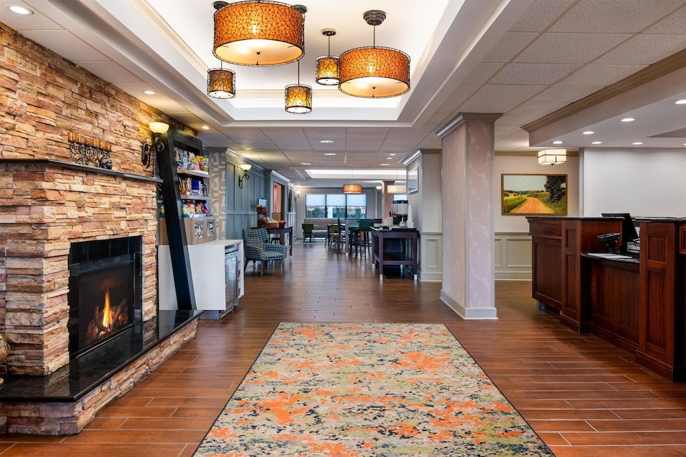 Hampton Inn South Hill 2