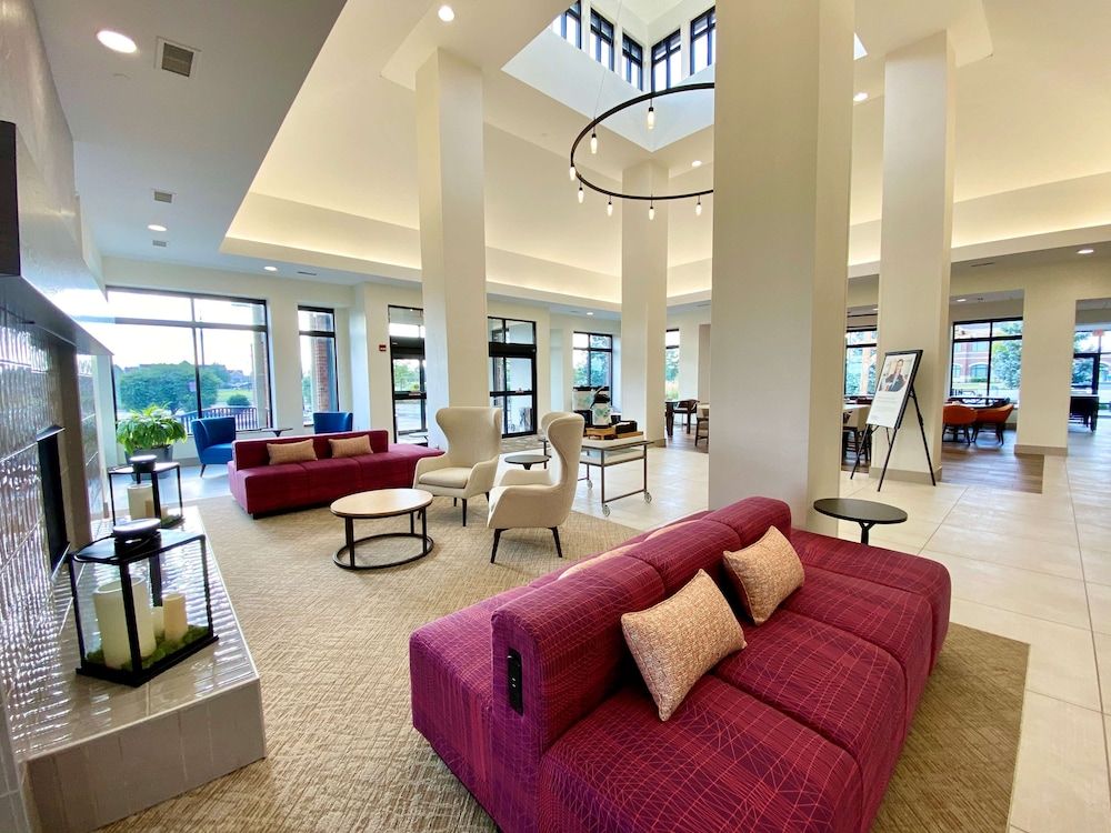 Hilton Garden Inn Oconomowoc 3