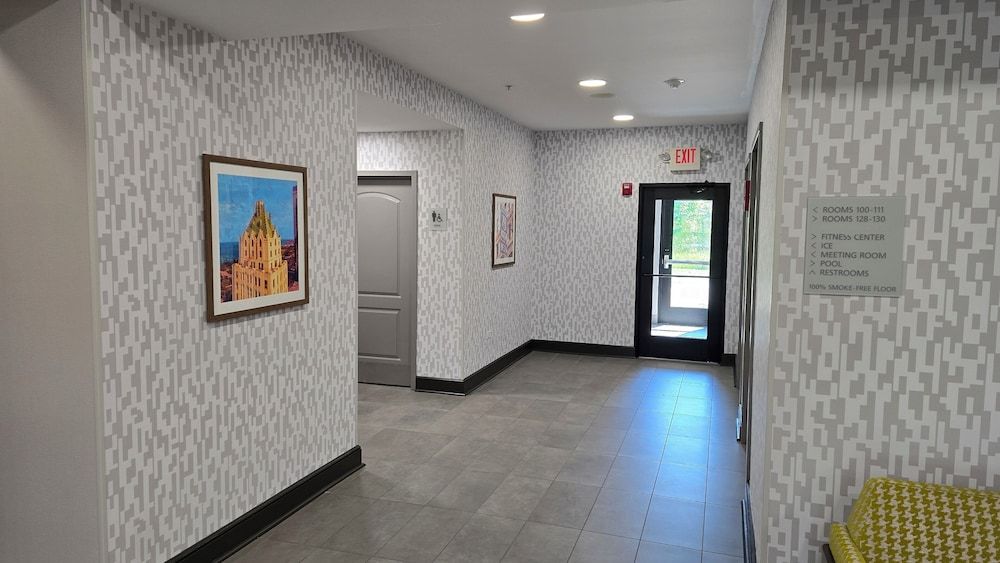 Hampton Inn & Suites Chicago Deer Park 2