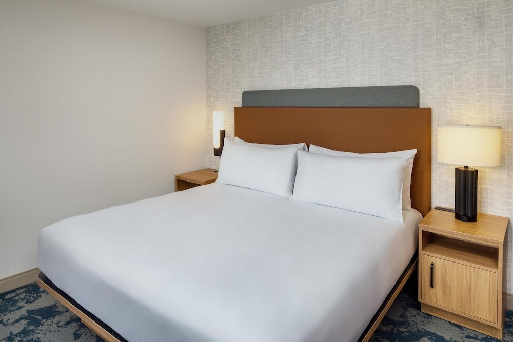Hampton Inn Nashua 3