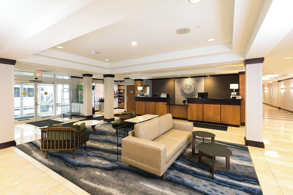 Fairfield Inn & Suites by Marriott Milwaukee Airport 3 estrelas em Oak Creek