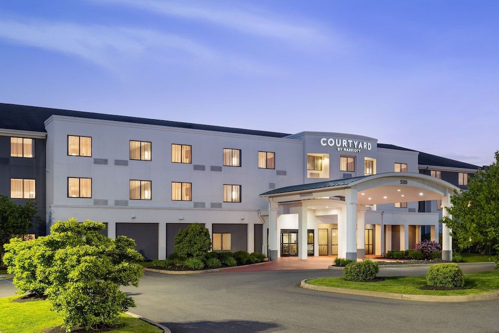 Courtyard by Marriott Kingston 3 estrelas em Kingston