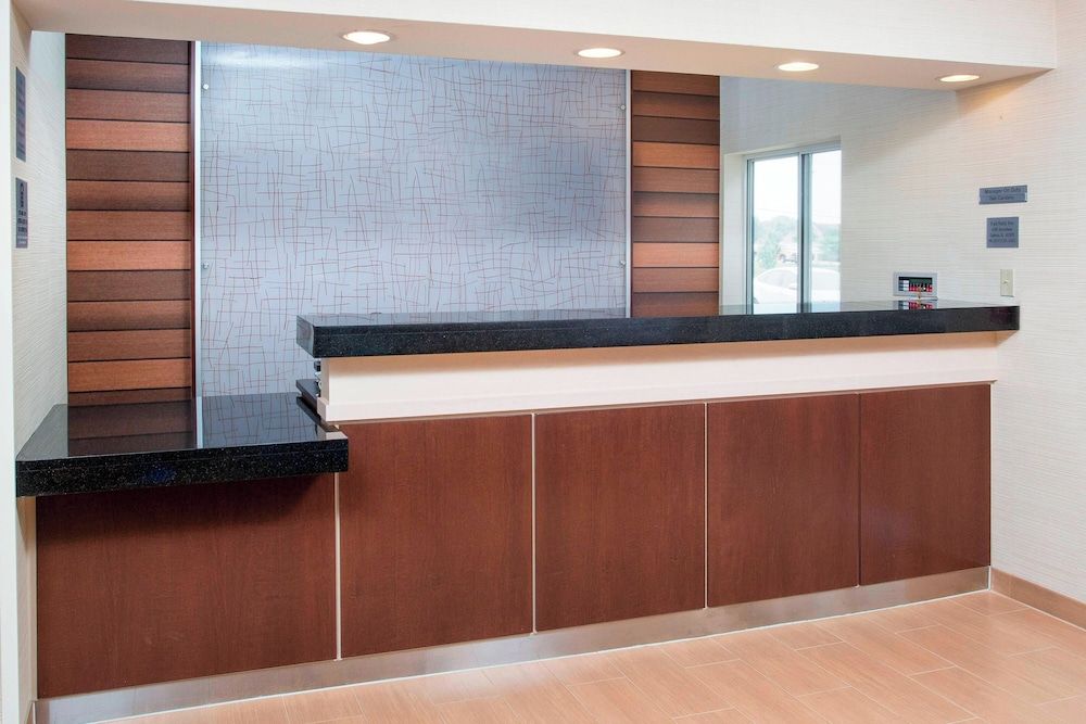 Fairfield Inn & Suites Quincy 2
