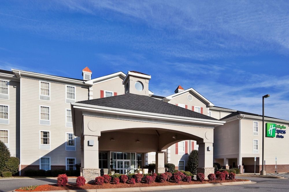 Holiday Inn Express Hotel & Suites Conover (Hickory Area) by IHG 2 estrellas en Conover