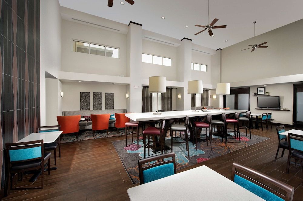 Hampton Inn & Suites Chicago Southland-Matteson 3