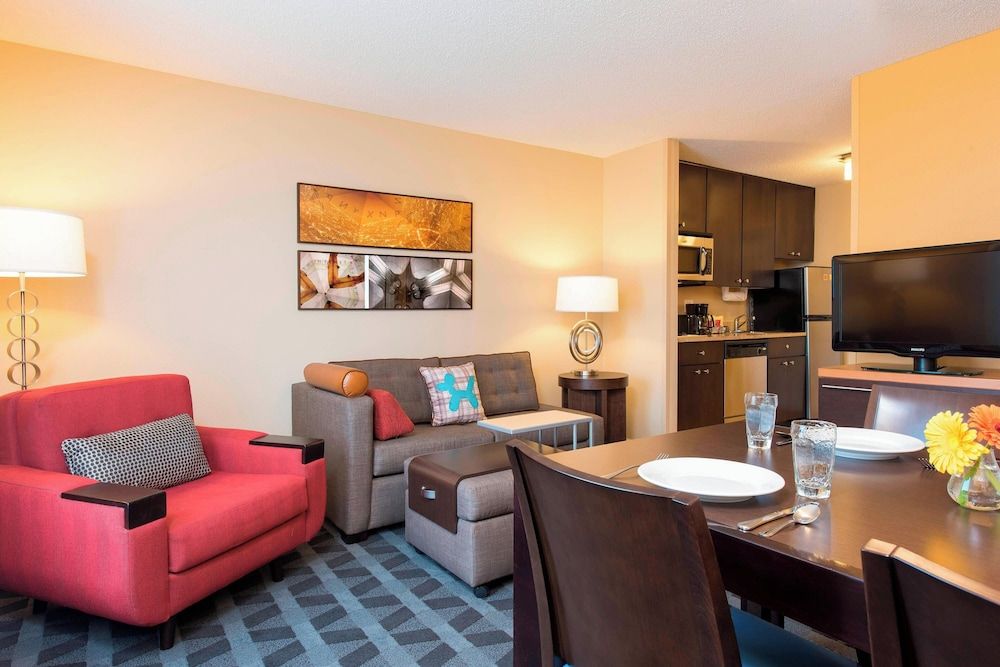 TownePlace Suites by Marriott Kalamazoo 3 estrellas en Portage