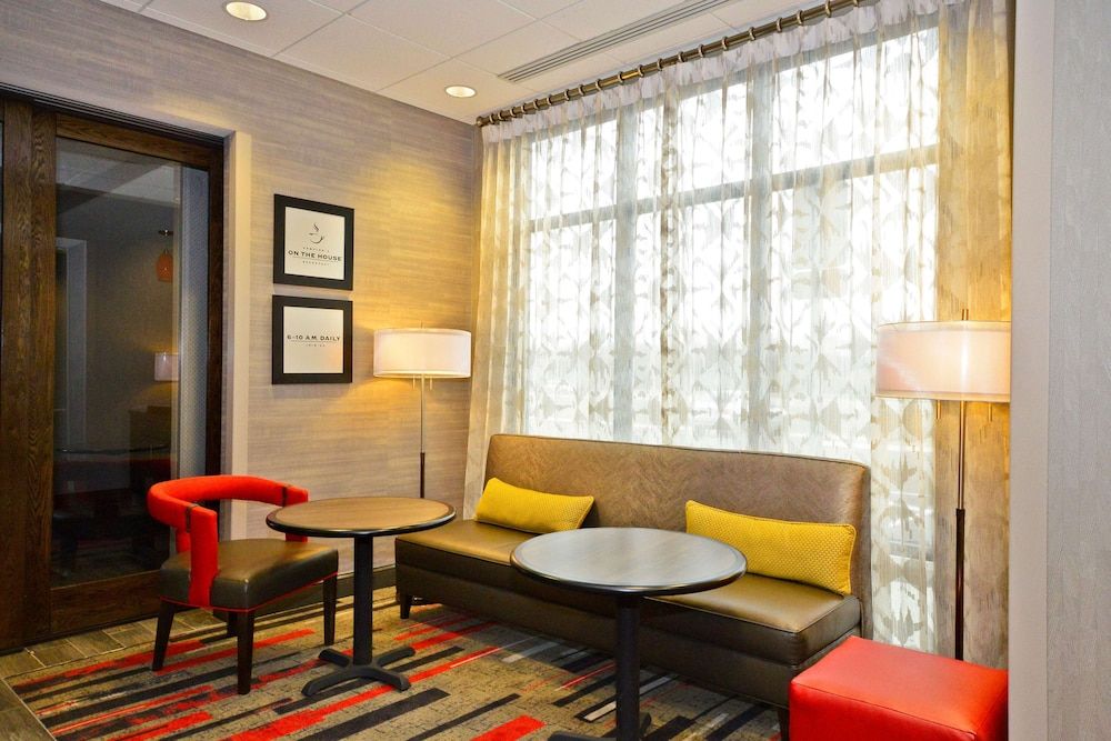 Hampton Inn Pulaski 3