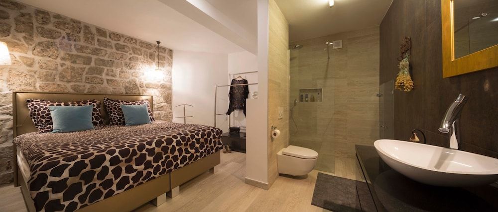 Villa Jatica - Luxury in the Wilderness of Makarska -1 estrellas en Zaostrog