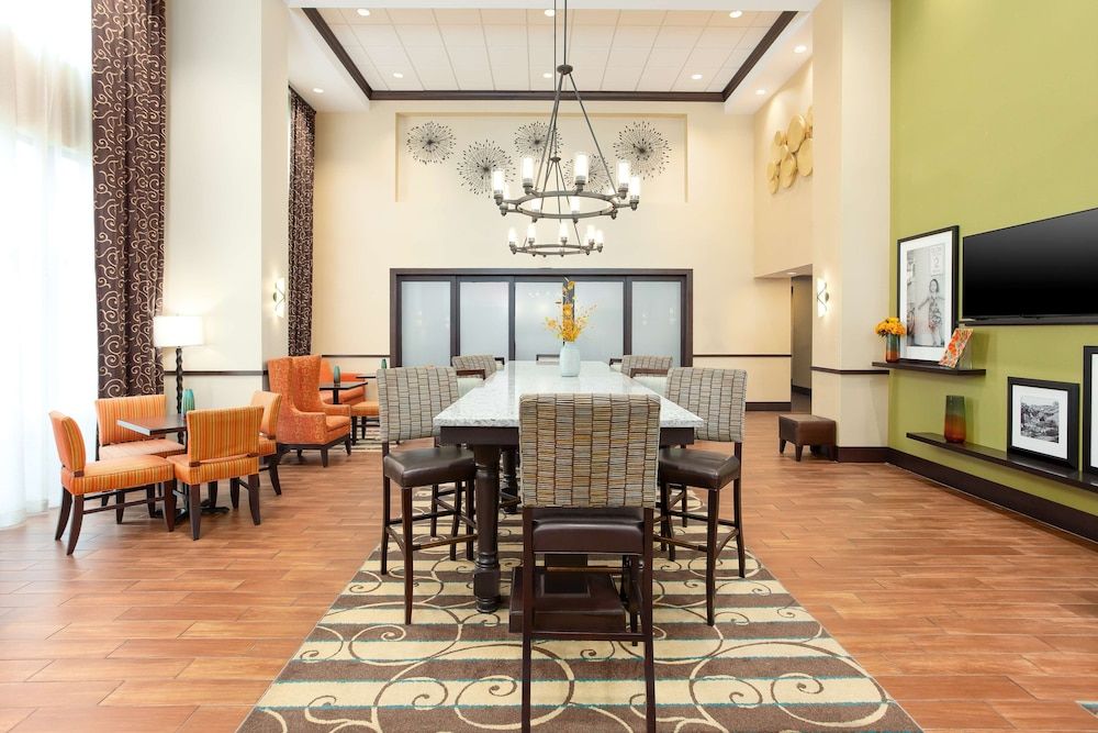 Hampton Inn & Suites Niles/Warren 3