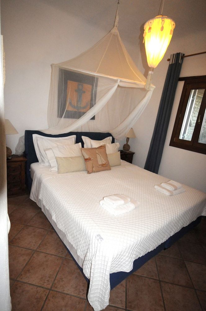 Divers House 2