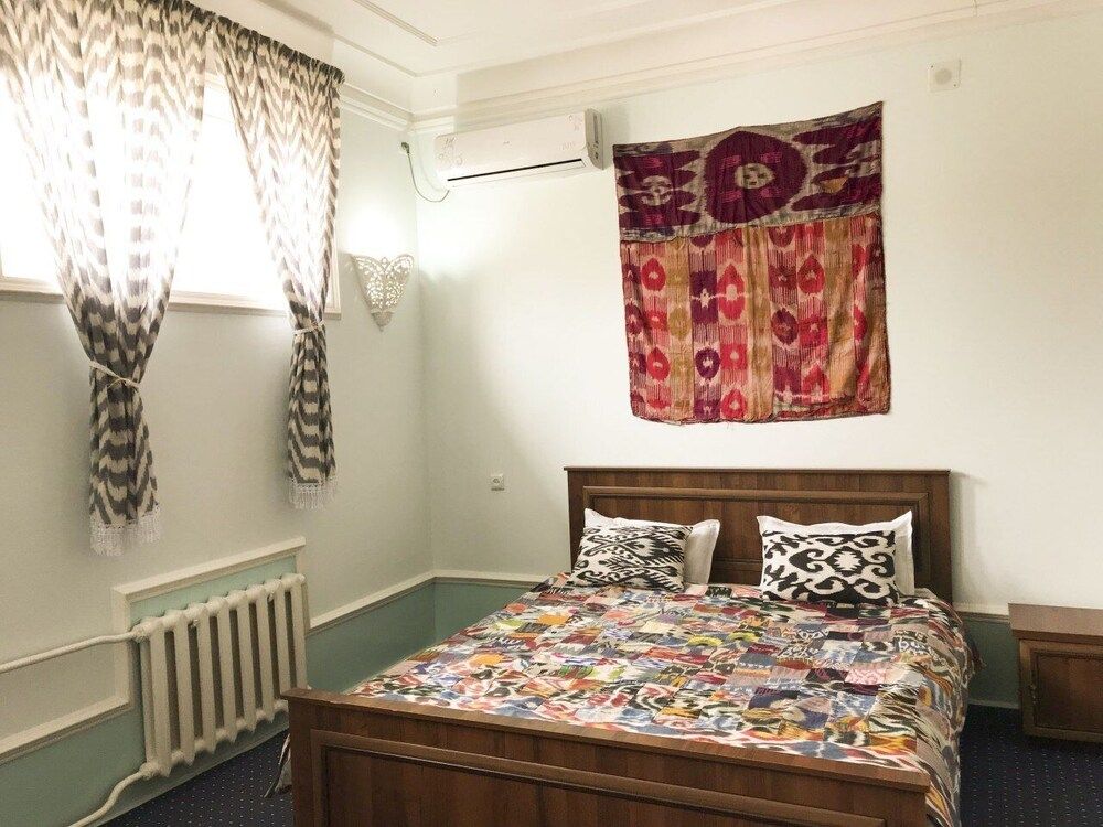 Guesthouse Ikathouse 3