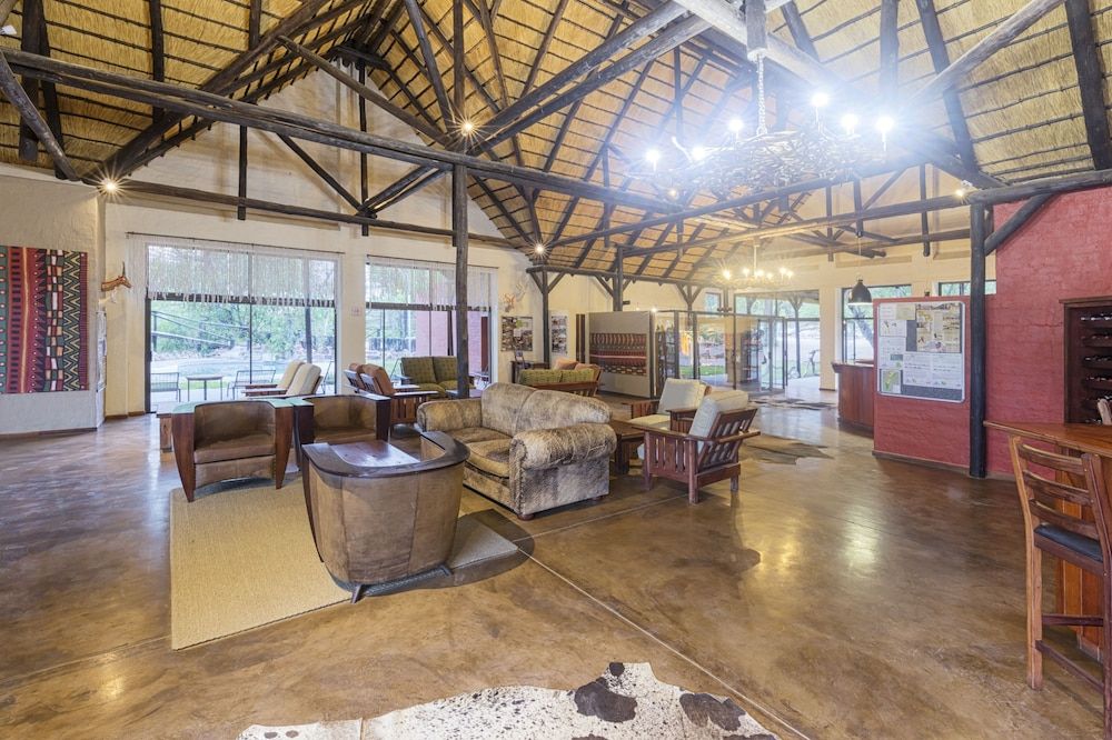 Hobatere Lodge 2