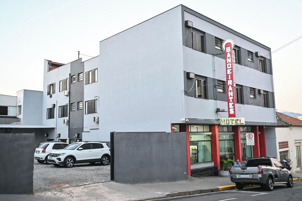 Hotel Bandeirantes -1 estrellas en São João da Boa Vista