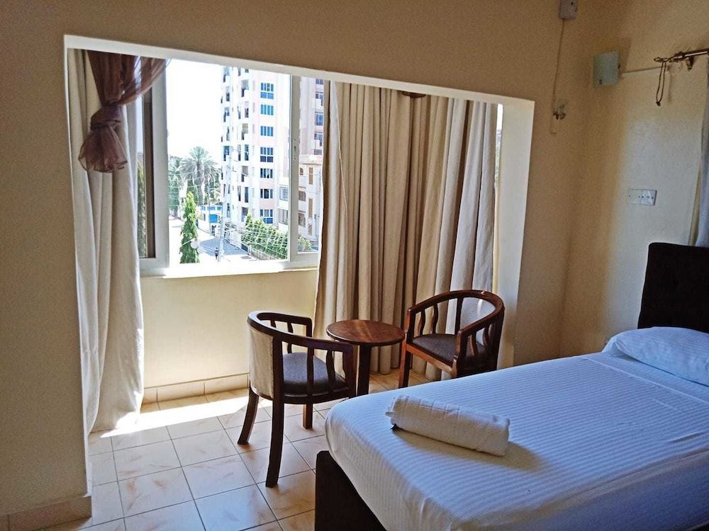 Regency Inn 3